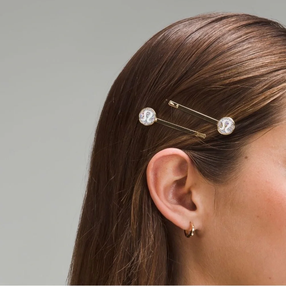 NWT Lululemon logo, hair bobby pins pack  each sold separately MRSP 25/12 - Picture 4 of 4
